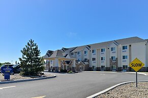 Microtel Inn & Suites by Wyndham Klamath Falls