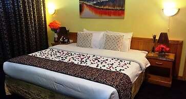 Phoenicia Tower Hotel