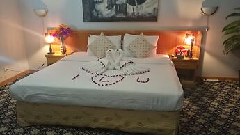 Phoenicia Tower Hotel