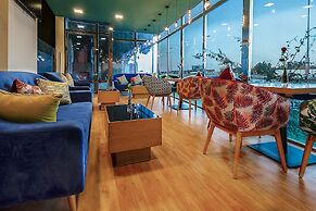 Phoenicia Tower Hotel