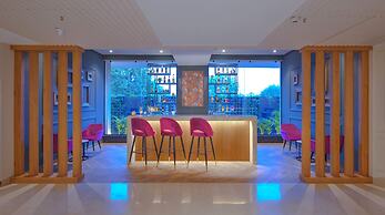 Royale Sarovar Portico Agra