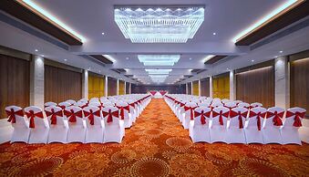 Royale Sarovar Portico Agra