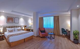 Royale Sarovar Portico Agra