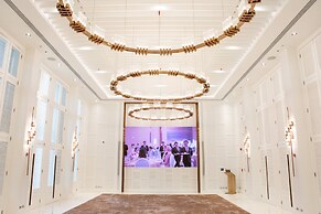 Grand Richmond Stylish Convention Hotel
