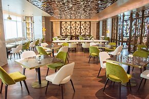 Grand Richmond Stylish Convention Hotel