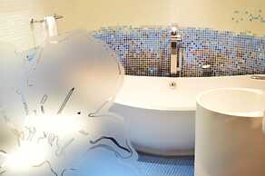 Les Fleurs Boutique Hotel