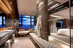 Sofitel Macau At Ponte 16