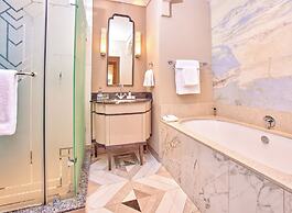 Suncoast Hotel & Towers