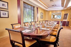 Suncoast Hotel & Towers