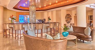 Suncoast Hotel & Towers