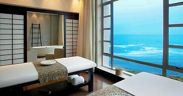 Suncoast Hotel & Towers