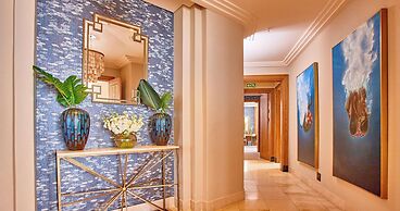 Suncoast Hotel & Towers