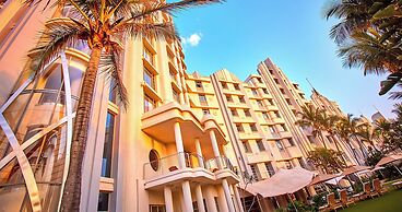 Suncoast Hotel & Towers