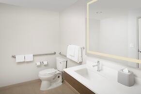 Holiday Inn Express Jacksonville Beach by IHG