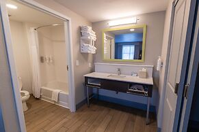 Hampton Inn & Suites Florence-Downtown