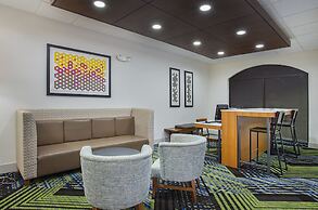 Holiday Inn Express & Suites Lebanon-Nashville Area by IHG