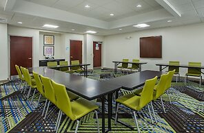 Holiday Inn Express & Suites Lebanon-Nashville Area by IHG
