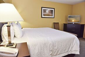 Hampton Inn & Suites Alexandria