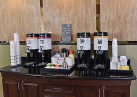 Hampton Inn & Suites Alexandria