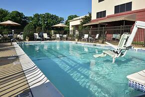 Hampton Inn & Suites Alexandria