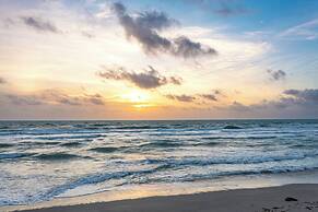 Enchanted Isle Resort