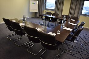 Holiday Inn Express Slough by IHG