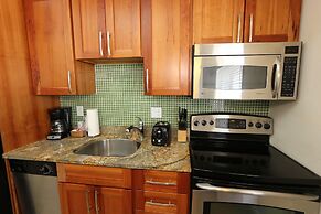 The Beach Club at Anna Maria by RVA