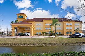 La Quinta Inn & Suites by Wyndham Pearland - Houston South