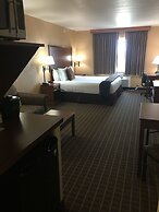 Expressway Suites Fargo