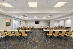 Hampton Inn And Suites Madera