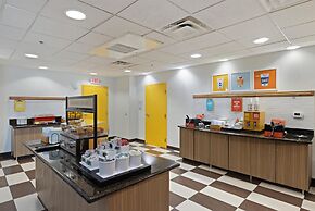 Hampton Inn And Suites Madera