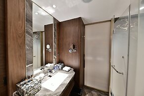 Howard Johnson Huaihai Hotel Shanghai