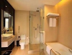 Howard Johnson Huaihai Hotel Shanghai