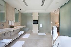 Trident Bandra Kurla Mumbai