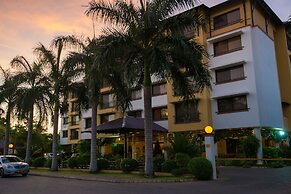 Sea Cliff Court