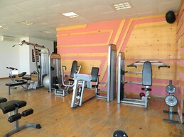 Featherlite Evoma Hotel