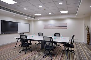 Featherlite Evoma Hotel