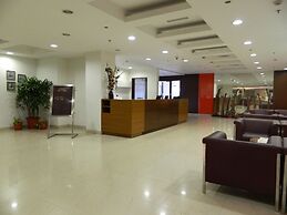 Featherlite Evoma Hotel