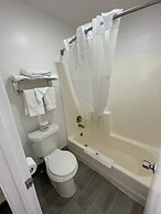 Crestview Inn