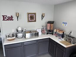 Crestview Inn