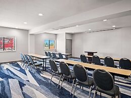 Comfort Suites Lindale - Tyler North