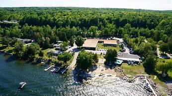 Beach Harbor Resort