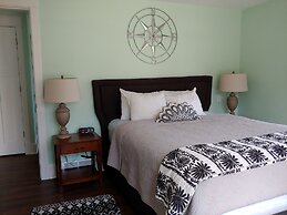 Beach Harbor Resort