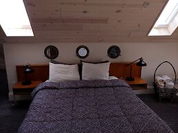Beach Harbor Resort