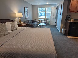 Beach Harbor Resort