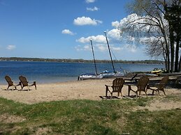 Beach Harbor Resort