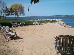 Beach Harbor Resort