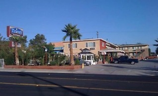 Travel Inn And Suites