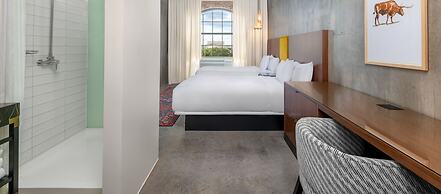 NYLO Dallas Plano Hotel, Tapestry Collection by Hilton