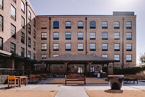 NYLO Dallas Plano Hotel, Tapestry Collection by Hilton